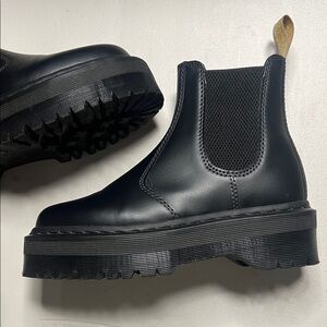 Dr. Martens Vegan 2976 Felix Platform Chelsea Boots Black Felix Womens 6 Mens 5
